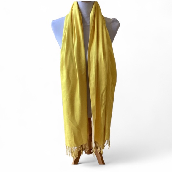 Yellow 100% Cashmere Oversized Scarf Wrap 28” Long X 26” W - Picture 1 of 6